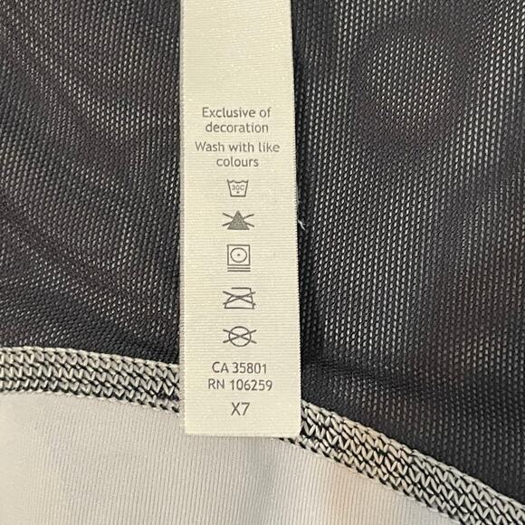 Lululemon Luxtreme Define Jacket Night Garden Ice Floral Women's 4 Black Gray - Picture 16 of 16